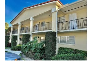 2130 Ne 36th St 66, Lighthouse Point