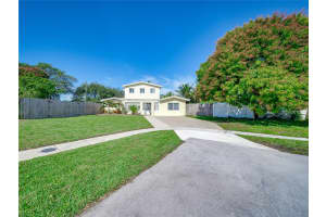 3395 NW 37th Ave, Lauderdale Lakes, FL 33309 Sold 04/11/25