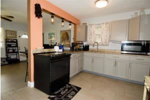 319 SW 9th Ct, Delray Beach, FL 33444 Sold 06/20/25