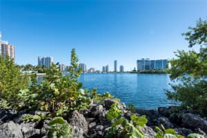 3145 NE 184th St 5102, Aventura, FL 33160 Sold 04/18/25