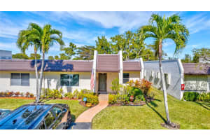 113 Lake Susan Dr 113, West Palm Beach, FL 33411 Sold 09/19/25