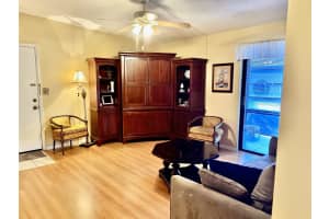7737 Ashmont Cir 7737, Fort Lauderdale, FL 33321 Sold 05/29/25