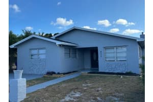 933 W 10th St, Riviera Beach, FL 33404 Sold 03/27/25