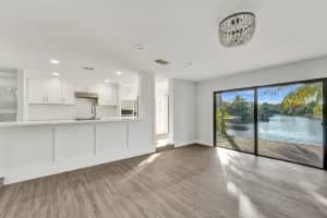 9881 Fairway Cove Ln, Plantation, FL 33324 Sold 04/16/25
