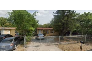 261 NE 22nd St, Pompano Beach, FL 33060 Sold 06/26/25