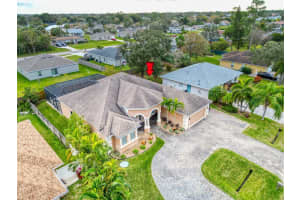 1438 SW Apache Ave, Port Saint Lucie, FL 34953 - MLS#F10484171