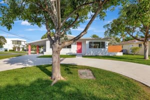712 NE 25 AV, Pompano Beach, FL 33062 Sold 07/01/25