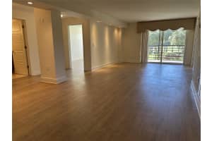 900 Saint Charles Pl 222, Pembroke Pines, FL 33026 Sold 07/10/25