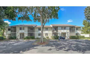 703 Gardens Dr #204, Pompano Beach, FL 33069 Sold 04/04/25