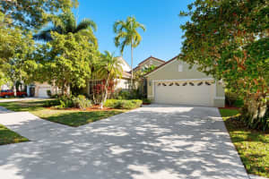 189 Cameron Dr, Weston, FL 33326 Sold 08/06/25
