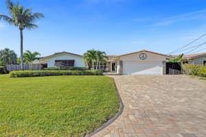 941 SE 10th Ct, Pompano Beach, FL 33060 Sold 03/03/25