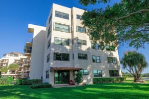 374 Golfview Rd 106, North Palm Beach