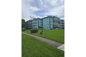 4401 NW 41st St 109, Lauderdale Lakes, FL 33319 Sold 05/02/25
