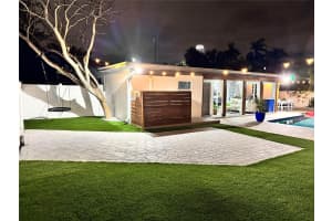 512 SE 6th Ave, Deerfield Beach, FL 33441 Sold 05/06/25