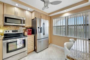 2006 Granada Dr N4, Coconut Creek, FL 33066 Sold 10/14/25