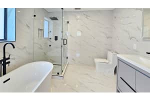 900 SE 10th St, Pompano Beach, FL 33060 Sold 06/20/25