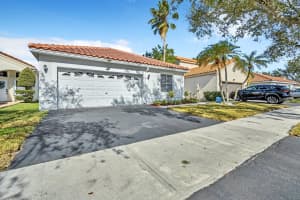 707 Stanton Dr, Weston, FL 33326 Sold 03/12/25