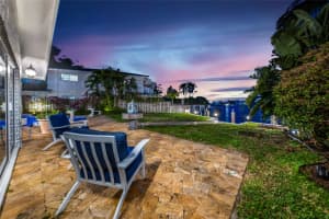 2401 SE 8th St, Pompano Beach, FL 33062 Sold 04/24/25