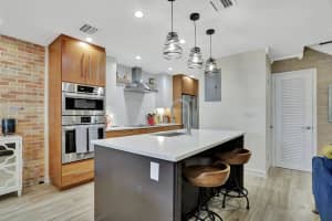 7 Hathaway Ln, Wilton Manors, FL 33305 Sold 03/25/25