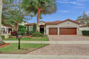 3882 NW 88th Ter, Hollywood, FL 33024 Sold 03/11/25