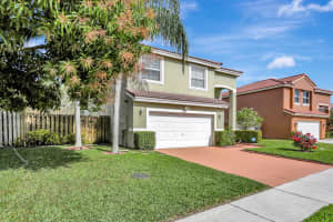 6663 Saltaire Ter, Margate, FL 33063 Sold 04/01/25