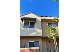 7911 NW 7th Ct 7911, Plantation, FL 33324 Sold 05/30/25