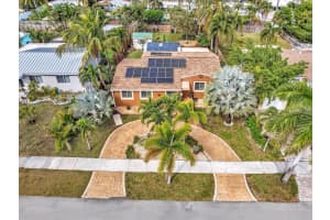 1517 Plunkett St, Hollywood, FL 33020 Sold 05/15/25