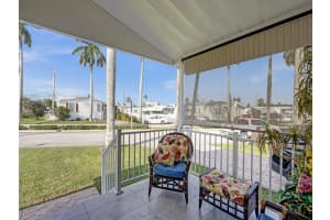 8580 SW 18 ST, Davie, FL 33324 Sold 12/19/25