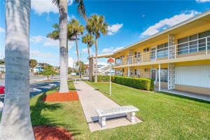 1110 Riverside Drive, Pompano Beach, FL 33062 - MLS#F10485006