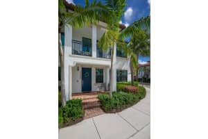 11701 SW 13th Ct, Pembroke Pines, FL 33025 Sold 03/31/25