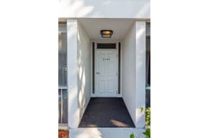 6499 Bay Club Dr 4, Fort Lauderdale, FL 33308 Sold 04/16/25