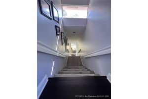 977 NW 93rd Ave, Plantation, FL 33324 Sold 05/20/25