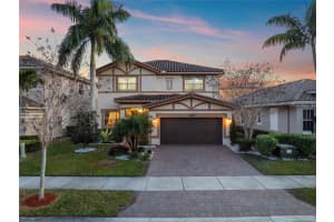 10230 Lake Vista Ct, Parkland, FL 33076 Sold 04/30/25