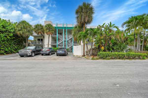 2715 NE 49th St 208, Fort Lauderdale, FL 33308 - MLS#F10485073
