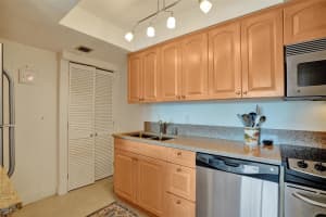 1401 S Ocean Blvd 804, Pompano Beach, FL 33062 - MLS#F10485103
