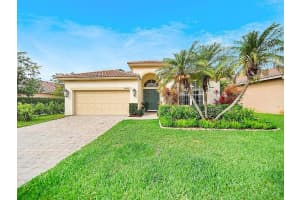 6935 SE Twin Oaks Cir, Stuart, FL 34997 Sold 04/08/25