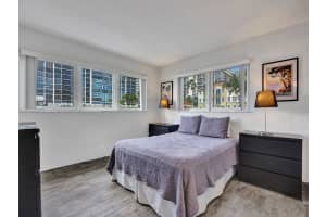 2081 S Ocean Dr 101, Hallandale Beach, FL 33009 Sold 04/21/25