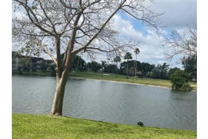 9500 N Hollybrook Lake Dr 202, Pembroke Pines, FL 33025 Sold 04/09/25