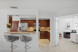 301 SW 158th Ter 205, Pembroke Pines, FL 33027 Sold 07/11/25