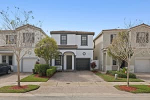 672 NE 191st Ter, Miami, FL 33179 Sold 05/05/25