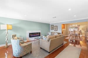 10172 NW 21st St, Pembroke Pines, FL 33026 Sold 04/08/25