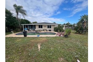 1474 SE Oakmont Ln, Port Saint Lucie, FL 34952 Sold 03/08/25