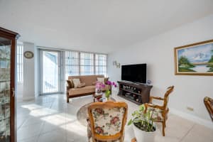 231 174th Street 1911, Sunny Isles Beach, FL 33160 Sold 02/28/25