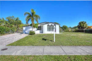 821 NE 43rd Ct, Deerfield Beach, FL 33064 Sold 06/23/25