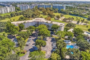 3800 Oaks Clubhouse Dr 201, Pompano Beach, FL 33069 - MLS#F10485429