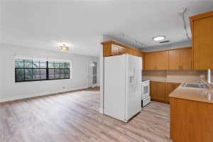 608 NE 29th Dr 2, Wilton Manors, FL 33334 - MLS#F10485445