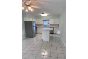15 N Via Lucindia, Sewalls Point, FL 34996 Sold 03/17/25