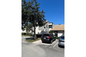 954 Mockingbird Ln 519, Plantation, FL 33324 Sold 06/27/25