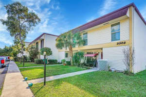 3302 Farragut St 5D, Hollywood, FL 33021 Sold 06/02/25