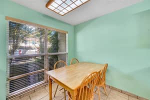 3302 Farragut St 5D, Hollywood, FL 33021 Sold 06/02/25